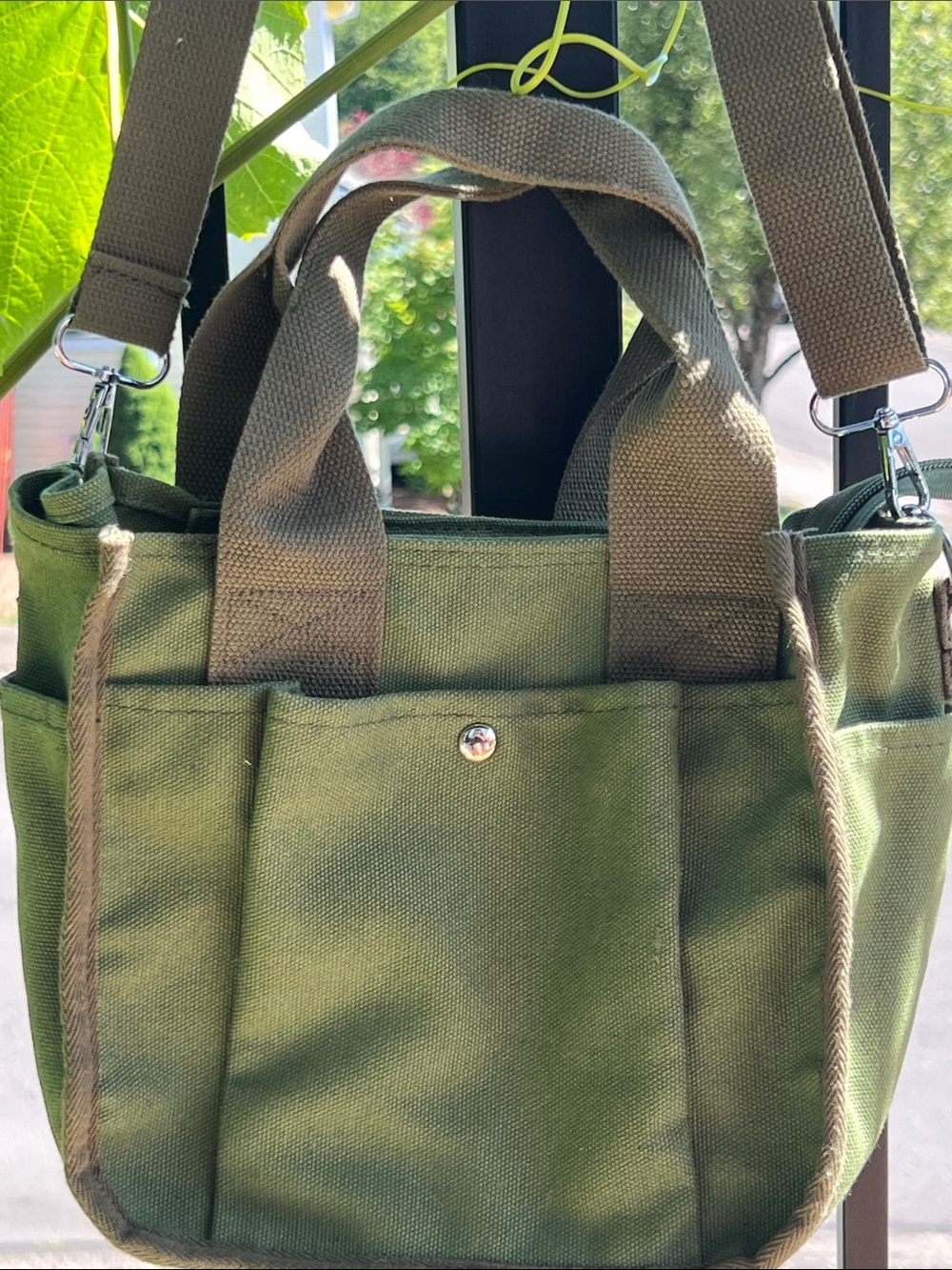 Canvas Tote Crossbody tote with zipper in Olive Green